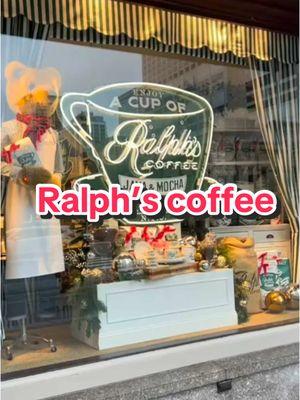 2 gingerbread lattes, extra hot, extra shot ☕️  #ralphscoffee #ralphscoffeechicago #chicagocoffee #christmasinchicago #chicago 