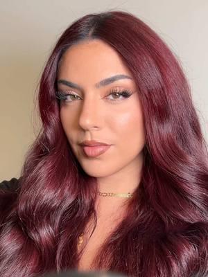 I literally feel I was born to have this hair color ✨ #cherryred #pelorojo #hairtransformation #burgundyhair #creatorsearchinsights 