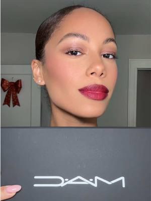 Holiday makeup look @maccosmetics and @Community X SEEN  . Should I drop the tutorial? . #cranberrymakeup #cheektint #lipcombo #lipstick #eyeshadowtutorial #makeuptutorial #foryoupage #foryou 