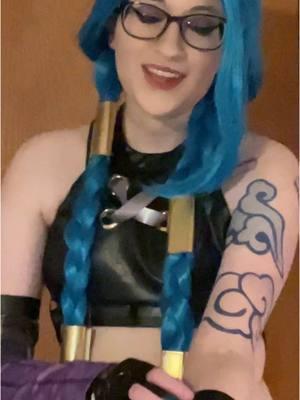 #jinx #jinxcosplay #jinxarcane #arcane #arcanecosplay #arcanenetflix #leagueoflegends #arcaneleagueoflegends #arcanejinx #arcanejinxcosplay #jinxarcanecosplay #kyrvvism #lesbian #nonbinary #asexual #05 #cosplay #cosplayer 