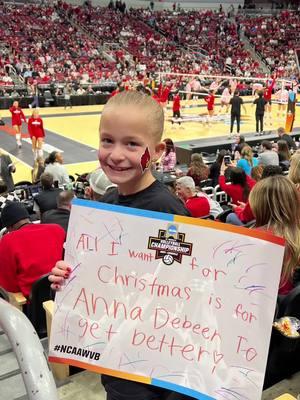 What a role model @anna.debeer has become for so many young, ambitious volleyball players out there. Jordyn was just 3 years old when she began following Anna’s college career in Louisville. What a ride it has been for our family, Card Nation, and the city of Louisville to see this spectaular athlete showcase her talents on and off the court. 🥺 Last night we didn’t get to witness her elite skills on the court, but we saw her heart and love for her team, coaches, and sport on the sidelines. No one better! ❤️🏐🙌🏼💪🏼 #goCards #louisville #volleyball #life #Love #athletes #motivation #inspiration 