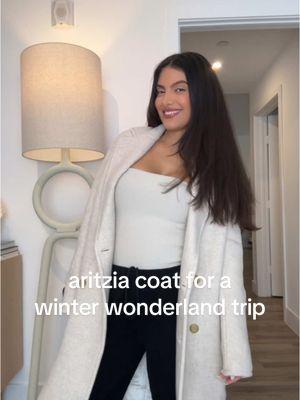 Winter Wonderland Wardrobe Part 4! This coat keeps you warm up to -4F/-20C, all while looking so elegant and cute! ❄️ @Aritzia  #aritzia #aritziaoutfits #aritziacoat #aritziaslouchcoat #aritziaslouch #wintercoat #winterfashion 