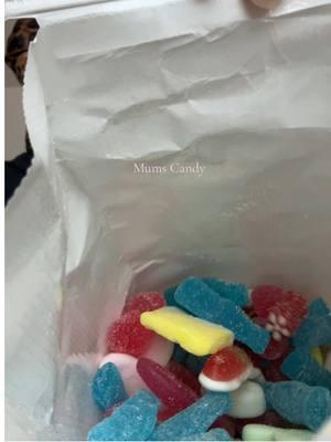 (Not original packaging) Swedish candy is now my addiction🙂‍↕️🙂‍↕️ Thank you @Mums | The Swedish Candy Co. #rennihunnii #swedishcandy #bub #candyreview #candymix 