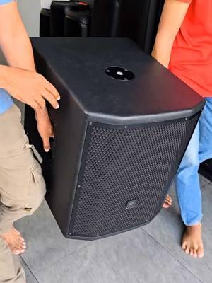 Super Bass, Compact DJ Setup | JBL EON One Compact & PRX815XLFW Subwoofer | Sound Test 🇺🇸 . . . #loudspeaker #dj #jbl #fyp #portablespeaker #asmr #soundsystem #super #fypシ #bass #setup #audio #bluetoothspeaker #sound #subwoofer #speaker #vibes #viralvideo #foryour 