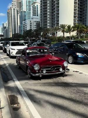 Dream 2 car setup @Garage90x  #mercedes #190 #sl #red #classic #mclaren #750s #supercar #sport #hypercar #car #cars #carspotting #carspotter #carsoftiktok #cartok #tiktok #fy #fyp #fypシ゚ #fypg #fypage #fypシ゚viral #viral #viralvideo #blowthisup #trend #trending #discover