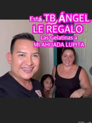 Está TB ÁNGEL le REGALO LAS GELATINAS A LUPITA!!! Necesitamos más TB ANGELS así!! INFO:713)885-8393 #paratii  #viralvideo  #quinceañera  #quinceañeradress  #tomasbenitezoficial  #tomasbenitezfashiondesigner  #tomasbenitez  #elpadrinodelasquinceañeras 