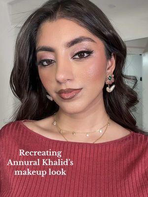 Do you see the resemblance? Recreated one of her makeup looks that I LOVED !! ✨🎶🎤🫶🏼 . . Also thid song is CHEFS KISS #makeuptutorial #annuralkhalid #jhol #pinkmakeup #makeuptips  Makeup deets :  make up prep : @rhode skin glazing milk toner Primer : @livetinted Huegsurd Foundation : @BASMA Beauty foundation stick in 027 Foundation Brush : @basmabeautyofficial Complexion Brush  Concealer : @Kulfi Beauty  Cream blush : @Fenty Beauty  Liquid blush : @livetinted  Cream Bronzer : @Physicians Formula  1st setting Spray : @Summer Fridays  Pressed setting powder : @ONE SIZE BEAUTY  Loose setting powder : @onesize  Brow Pencil : @benefitcosmetics Goof Proof brow Pencil  Brow setter : @kulfi.beauty Free the Brows  Powder Blush : @bareMinerals  Powder Bronzer : @Benefit Cosmetics  Mascara : @fentybeauty  Lip Liner : @onesize in Draw me  Lip Gloss : @summerfridays Lip oil  Setting Spray : @physiciansformula 