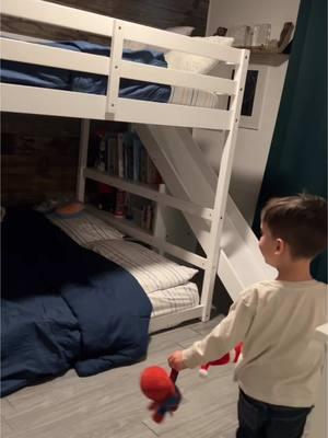 Santa dropped by early with a special gift 🎁🎅🏼♥️ #bunkbeds #christmas #bigbros #makingroom 