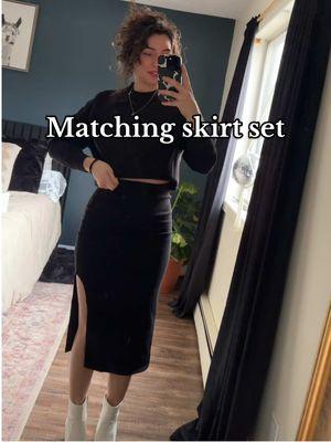 Cant believe this came from tiktok shop 😍😍😍 #creatorsearchinsights #skirtset #cutecasualoutfit #matchingskirtset #midiskirt #toptierdecember #TikTokShopLastChance #TikTokShopNewYearNewAura #spotlightfinds #TreasureFinds #FallDealsForYou  #TTSTakeover #giftguide  #TTSDelightNow #giftsforher #TikTokShopCreatorPicks #TikTokShopYearEndSale #WinterWardrobeRefresh 