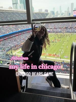 wine & @Chicago Bears?! Dreams really do come true thanks to @Sonoma County Winegrowers 🍷🐻⬇️ #chicago #chicagobears #soldierfield #chicagosports #chicagotiktok #winetiktok🍷 #sonomacounty outfit is @WEAR by Erin Andrews 