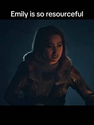 its insane how smart she is #untildawn #untildawnemily #udemily #untildawnemilydavis #untildawnremaster #emilydavis #finalgirl #fyp #viral #foryoupage #foryou #scarletmilfwitch #foru