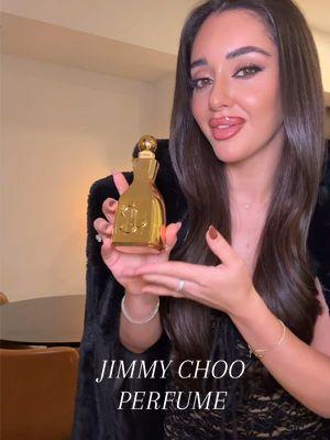 this perfume smells heavenly @Jimmy Choo #IWantChoo #favoriteperfume #fragrancetok #perfumetok 