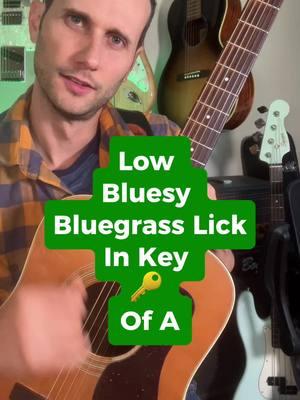 Often times Bluegrass licks in the key of A use a CAPO at the 2nd fret and are played with the G position. But playing licks without the CAPO  is a great way to get a deeper understanding of the neck.  If you like what you see, feel free to click on my bio link and subscribe to my mailing list by getting a free digital book ”The Scales Behind the Licks”. The book shows how blues licks are related to scales. 📘🎸 You can also check out my new “Basic Blues” course or join my guitar community in the link.  This gives you access to the course and much more.🎸🎸 #Guitarlesson #guitarlick #bluegrass #flatpicking #bluehgrassguitar #countryvibes #fyp #guitartok