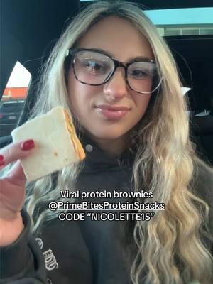 @Prime Bites Protein Snacks  My literal FAVE i eat 1 a day 🧁🤤🔑👀 #gymgirl #explore #fyp #alphaprimebites #protein #gymsnack #TikTokShop 