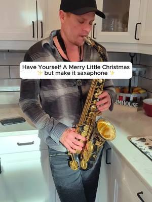 Arguably, the saxophone is the best Christmas instrument… I mean, can you really argue with smooth jazz under the mistletoe? 🎷🎄 #saxophone #christmas #haveyourselfamerrylittlechristmas #saxophonecover #holidaycover #christmastime