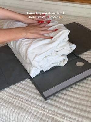 I always had a hard time folding and organizing my sheets, but these folders changed everything! Trust me, I wish I got them earlier! #beddingsets #beddingorganization #homefinds #beddingorganizer #bedsheetsorganiser  How to organize bedding  How to fold bedding 