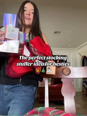 Unboxing the perfect stocking stuffer I can’t wait to give my besties their own XOX Kweenies that are available at Walmart & Target  @XOXKweenies  #giftguide #giftsforher #stockingstuffer #unboxing #xoxkweenies  #gifted #moosetoys 