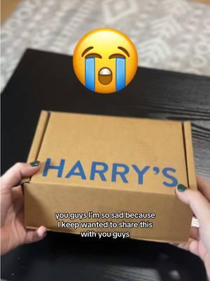 When it can’t even stay in stock, you know it must bd good! @Harry's #harrys #shavekit #spotlightfinds #giftsforher #GiftsForHim   #christmas #giftideas #holidayhaul #giftguide #ttsdelight #sahm #momlife #mademyyear #newyearnewaura #fashionlookbook 