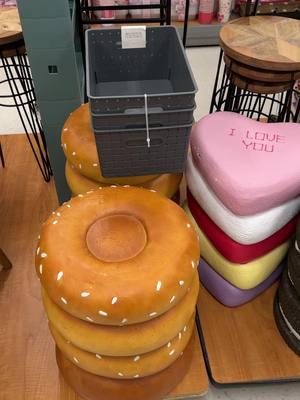 New viral food stools #foodstool #viralfoodstool #heartstool #bagelstool #oreostool #icecreamstool #spicysofia 