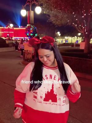 Go bestie 💃🏻 ✈️🏰 #bestie #traveltok #disneyworld #andreaindisneyworld #travelwithandrea #bestfriend #thatsmybestfriend #disneychristmas @iamsingh @Disney Parks #bestfriendsgoals 