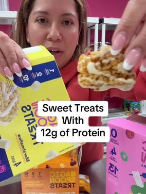 No size comparison here 😏 @Magic Spoon nailed it with this sweet treat!! #TikTokShop #proteinsnack #proteintreat #magicspoon #endoftheyeardeals #sweettreat #ketofriendly #glutenfree #grainfree #cleaningredients 