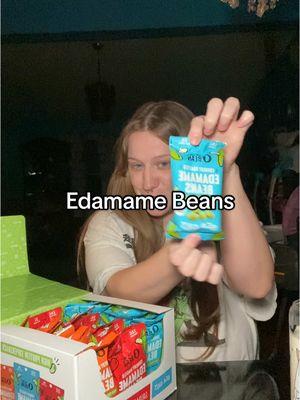 These are actually so good AND they don’t cause my gallbladder to flare up‼️#edamamebeans #proteinsnack #theonlybean 