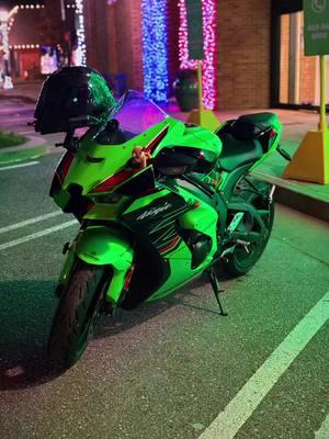 This year has been an absolute wild experience. From February the accident to owning this beautiful bike is incredible. My life has change in so many amazing ways and im so proud of myself to keep pushing forward. Thank you to everyone that was there and has been there! 💚🖤❤️🤍 - - - - - @jade 🚮  - @lost.lando  - @hunter aurelio  - @nobodyspecific85  - @midnite_moto  - @Zoomba  -  - - - - - - - - - - - - - #2023ZX10R #Bikegoals #OKC #405Riders #Goals #Surviving #Living #Bestlife #kawasaki #Dreaming #beautiful 