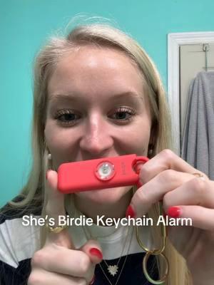 Much louder than I was expecting but that’s kinda the whole point! #shesbirdie #birdie #alarm #tiktokshopholidayhual #tiktokshopfinds #TikTokShop #giftideas #safety #femalesafety 