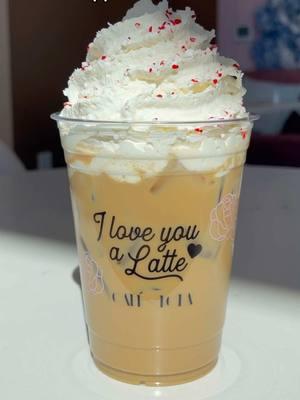 ‘Tis the season 🥰 #coffeeshop #pinkcafe #christmasinvegas #holidays #holidaydrinks #latte #viralfoods #vegasfoodie #vegas #vegaslocal #womenownedbusiness 