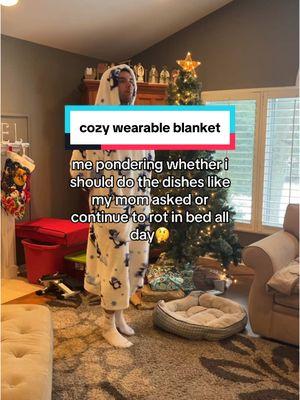 winter break things… this soft blanket hoodie is so damn comfy, it makes it pretty damn hard to get out of bed lmao #wearableblanket #blankethoodie #blanket #comfy #cozyathome #winterbreak #winterbreakbelike #newyearnewaura 