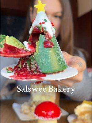 Trying Salswee Bakery in NYC 🍐🍄🌰🎄 #salswee #salsweenyc #salsweebakery #salsweenewyork #nycbakery #trompeloeil #frenchasianbakery 