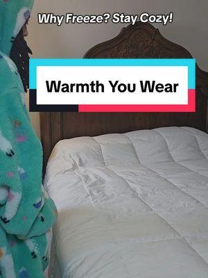 Stay warm and stylish with this ultra-cozy hoodie blanket robe! ❄️🛋️ Perfect for chilly days, it features soft, thick material, fun prints, and a big pocket for your essentials 📖🍫. Wrap yourself in comfort and never want to take it off! 🌟 #hoodieblanket #hoodieblankets #blankethoodie #blanket #tiktokshopfinds #hoodie #gift #giftideas 