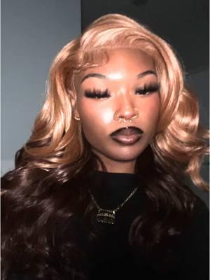 #syntheticwig #honeyblonde #wigtok #blondecurls #wiginfluencer #fypxyzbca #hairtok 