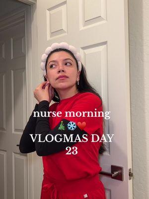 VLOGMAS DAY 23 🎄 when do you take your Christmas tree down? #nursetok #nursemorningroutine #nurseditl #endoscopynurse #Vlogmas #vlogmasday23 #Lifestyle #latinanurse #latinanursetok #latinacontentcreator @Uniform Advantage @Nurse Yard @MERIT Beauty @Cetaphil 