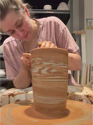 The blue mason stain didnt come out after the glaze firing but ITS FINE its overwhelmingly subtle #huliehandmade #ceramics #pottery #clay #handmade #art #agate #masonstain #vases #potteryvase #wheelthrown #homedecor #ceramicart #sculpture #ceramic #pottersofinstagram #stoneware #fyp #fypシ #fypシ゚viral 