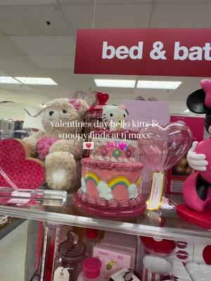 the snoopy side stepper is so cute 💗 #hellokitty #snoopyfinds #ValentinesDay #snoopy #snoopyvalentinesday #hellokittyvalentinesday #hellokittylover #snoopyvalentine #snoopyblanket #hellokittyandfriends #hellokittyceramic #hellokittyceramics #hellokittygreeter #snoopygreeter #tjmaxxfinds #marshallsfinds #homegoodsfinds #homegoods #hellokittygirl #hellokittyhunting 