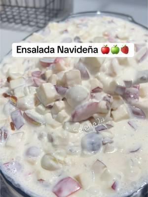 Ensalada Navideña la mejor receta con Queso Crema 🍏🍎🍇 #ensaladanavideña #applesalad #ensaladademanzana #postredemanzana #postredefrutas #postredequeso #postredefrutasconquesocrema #fresasconcrema🍓 #recetadeensaladademanzana🍎 #ensaladademanzana #postre #postres #recetadepostre #recetasdepostres #postresdeliciosos #postre #postrenavideño #ensaladadefrutas #fresasconcrema #postresfaciles #recetas #Receta #postremexicano #comidamexicana #recetasmexicanas #mexicanfood #food #Navidad #mexico #delicioso #foryoupage #fyp #fypシ #fyp #viralvideo #Viral 