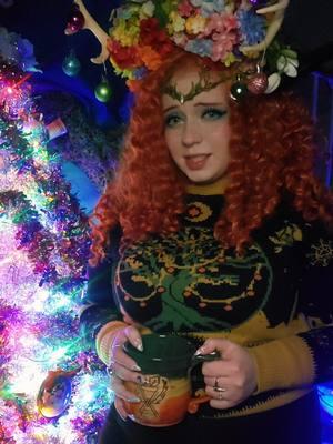 not me making a sad keyleth and Vax video for the holidays #keyleth #keylethcosplay #voxmachina #voxmachinacosplay #thelegendofvoxmachina #dndcosplay #dnd #criticalrole #criticalrolecosplay #fyp #druid #holiday #vaxildan #vaxleth 