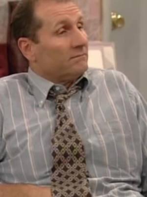 Remember me, Bundy? 🤣🤣🤣🤣 #albundy #marriedwithchildren #savage #oneliners #sitcom #comedy 