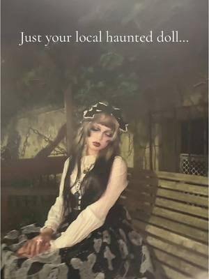 its fun encountering something at night ^• •^  . #morute #moruteaesthetic #gothic #gothiclolita #creepy #creepydoll #doll #creepycute #fashion #jfashion #egl