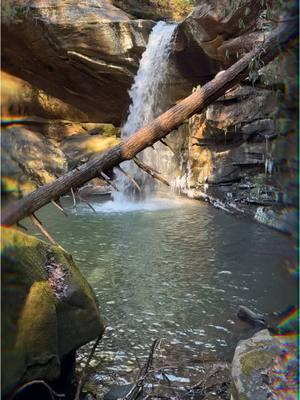 Let’s hike 🥾 it out to.. Flat Lick Falls 💦 Kentucky  #Hike  #HikeKentucky #Waterfalls #LongExposure #hikemoreworryless 