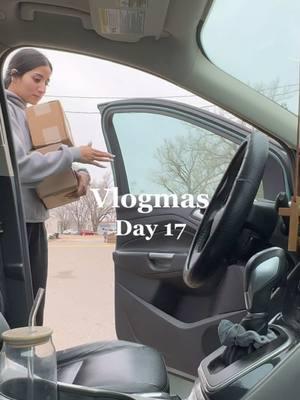 Last minute christmas things #Vlogmas #vloglife #lifestylevlog #comealongwithme #comealong #spendthedaywithme #vlogday #lifestylecontent 