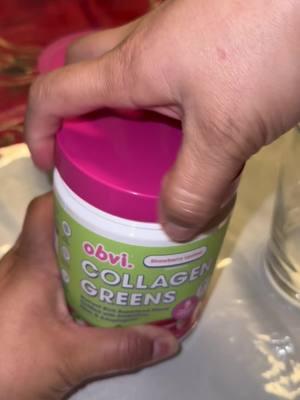 Obvi Collagen Greens Powder#collagen #collagendrink #collagengreens #colageno #colagenoparalasmujeres #drinking #colagenopuro #TikTokShop #tiktokshopfinds #tiktokshopping #tiktokgift #tiktokgifts #tiktokviral #shop #shopping #bloatcontrol #inchazonabdominal #digestiontips #digestion #holiday #christmas #chrismasgifts 