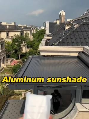 Outdoor sunroom glass roof shading, electric aluminum roller shutters.#blinds #shutter #shade #sunshade #breathable #homedecor #design #sunscreen #balcony #Home #interiordesign #shutter #rollershutters #awning #canopy #cover #aluminium