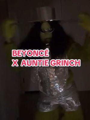 Replying to @bigglexx6 ⚠️ FLASH WATNING ⚠️  Renaissance it is. 🪩💚 #auntiegrinch #beyonce #renaissanceworldtour #beyhive #sacramentogrinch #rwt 