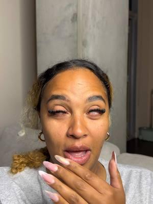 It feels weird having them back😭what do we think?? #lashextensions #cateyelashes #beautymaintenance #maintenancevlog #lashesonfleek #lashextensionsathome #lashesathome #zalaiyanefwani #maintenanceday #blackgirlselfcare #browngirl 