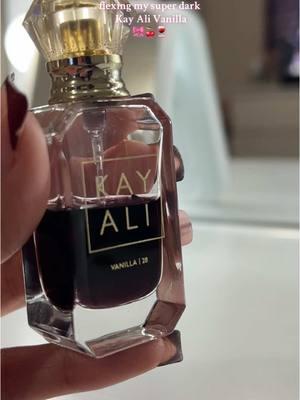 smells like old lady at first LOL but the darker it is the sweeter it smells🍷@Kayali @Sephora Collection @Huda Beauty #hudabeauty #kayali #kayalivanilla28 #huda #28 #perfume #kayaliperfume #vanillaperfume #vanilla28 #kayalivanilla #vanillagirl #sza #bernice #bernicesgrwms #berniceemichellee #creatorsearchinsights 