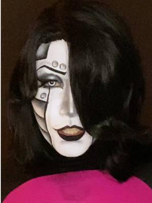 posting at 2 am because nothing matters and im tired of overthinking a posting schedule i never stick to anyway!! hope everyone is having a lovely sleep rn #undertale #mettaton #mettatonex #undertalecosplay #mettatoncosplay 