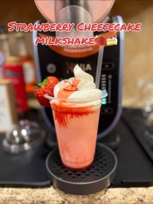 Strawberry Cheesecake Milkshake 🍓🍰☺️#fypシ゚viral #ninjaslushimachine #viralvideo #fyp #foodtiktok #drinksoftiktok #ninjarecipes #ninja #drinkideas #bartendersoftiktok #ninjakitchen #christmas #strawberrymilkshake 