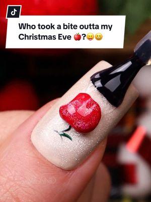 Who took a bit outta my Christmas Eve apple?🥹😝😆✨🎅🎄💕Merry Christmas💗 #saviland product used: 🫶🏻SSProAcryl X™️ Full Acrylic Nail Kit #christmasnail #christmas #christmasnailart #christmastiktok #xmasnails #christmaseve #nails #nailart #naildesigns #fory #foryourpage #savilandacrylicnails #savilandacrylicnails 